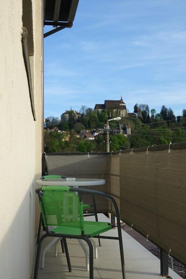 Marko'S Apartament Сигишоара Экстерьер фото